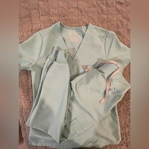 Figs Jogger TWO PIECE Set - Size [XS] - $65 (Original Price $86)